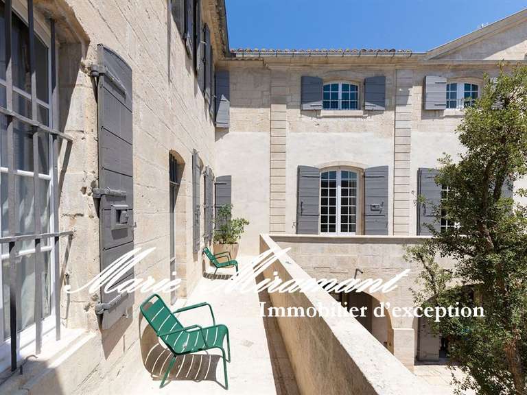 Hôtel particulier Avignon - 11 chambres - 1200m²