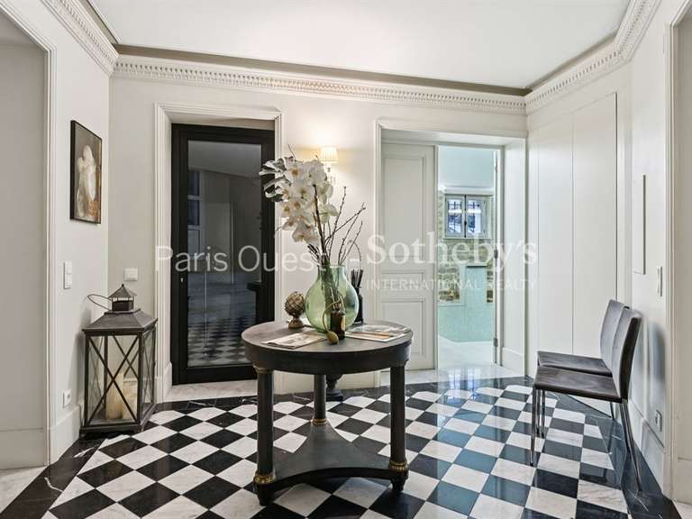 Mansion Paris 7e - 8 bedrooms - 718m²