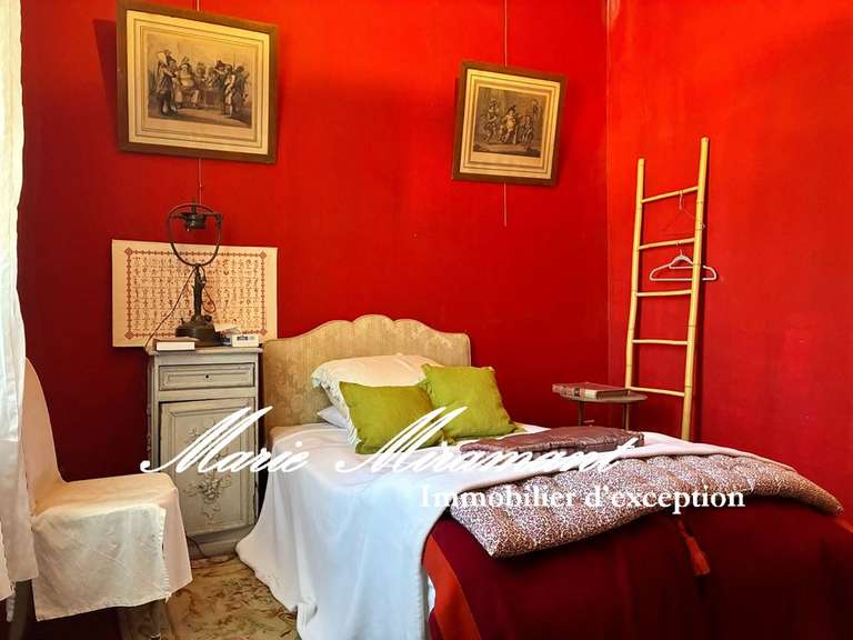 Maison L'Isle-sur-la-Sorgue - 5 chambres - 325m²