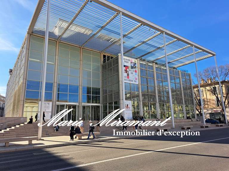Hôtel particulier Nîmes - 11 chambres - 500m²