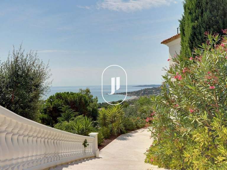 Propriété avec Vue sur mer Sainte-Maxime - 7 chambres - 483m²