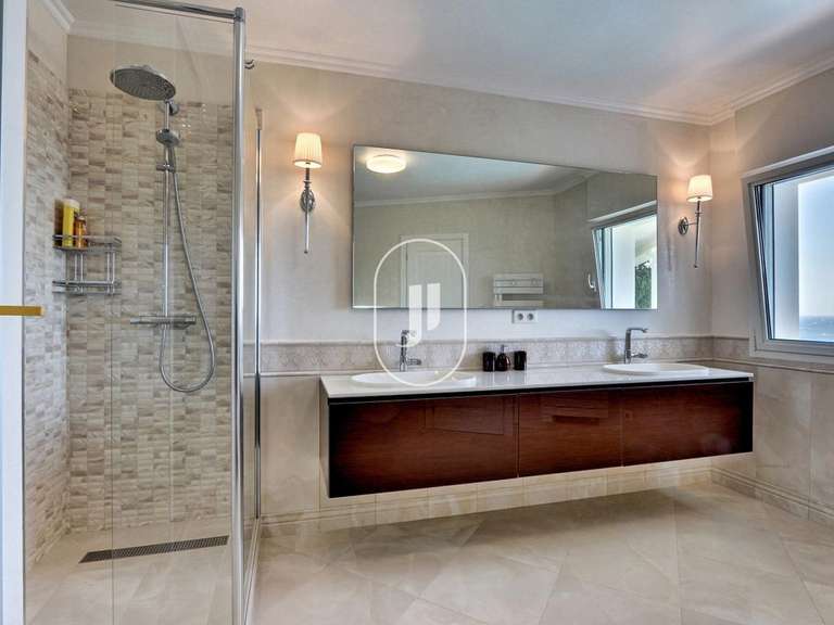 Propriété avec Vue sur mer Sainte-Maxime - 7 chambres - 483m²