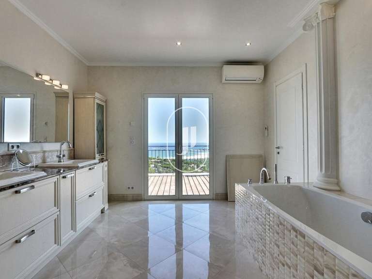 Propriété avec Vue sur mer Sainte-Maxime - 7 chambres - 483m²