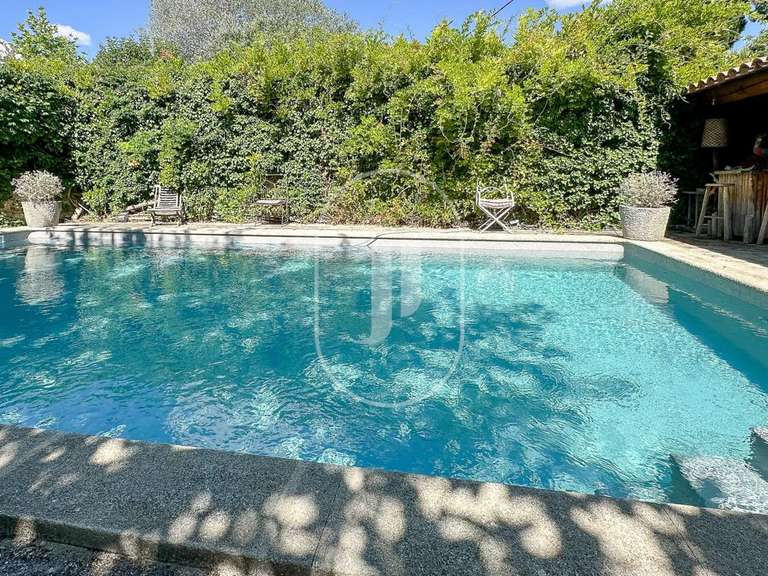 Maison L'Isle-sur-la-Sorgue - 3 chambres - 140m²