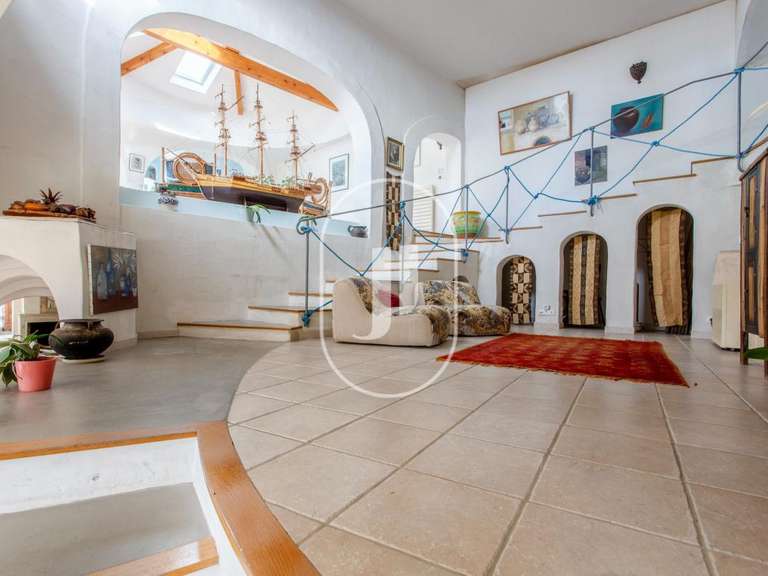 House Uzès - 5 bedrooms - 401m²