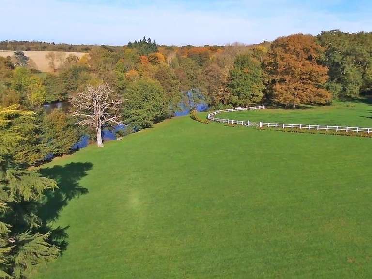 Castle Château-Gontier - 7 bedrooms - 700m²