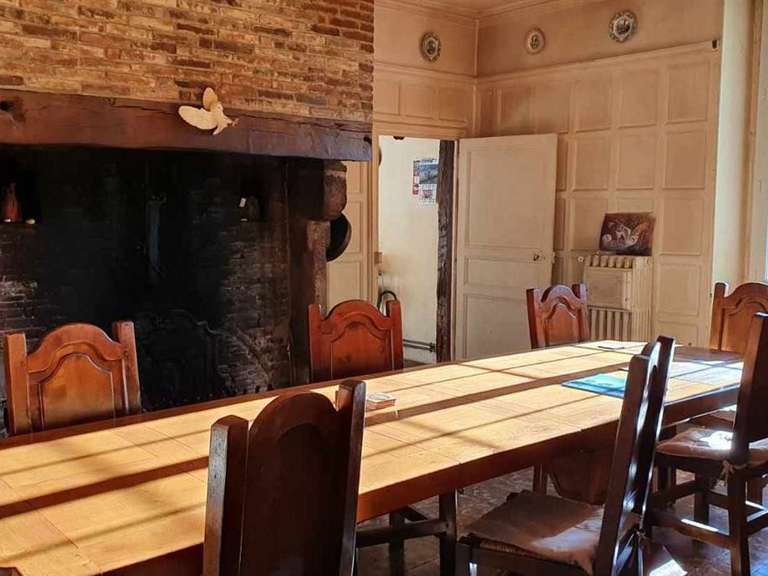 Château L'Aigle - 16 chambres - 650m²