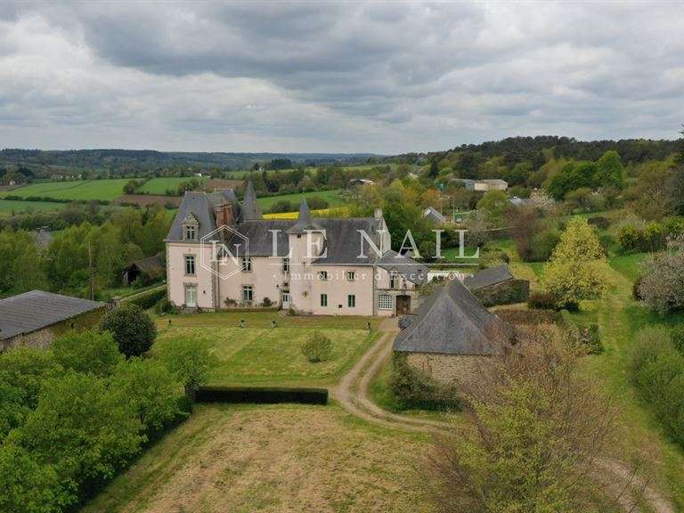 Castle Ploërmel - 9 bedrooms - 510m²