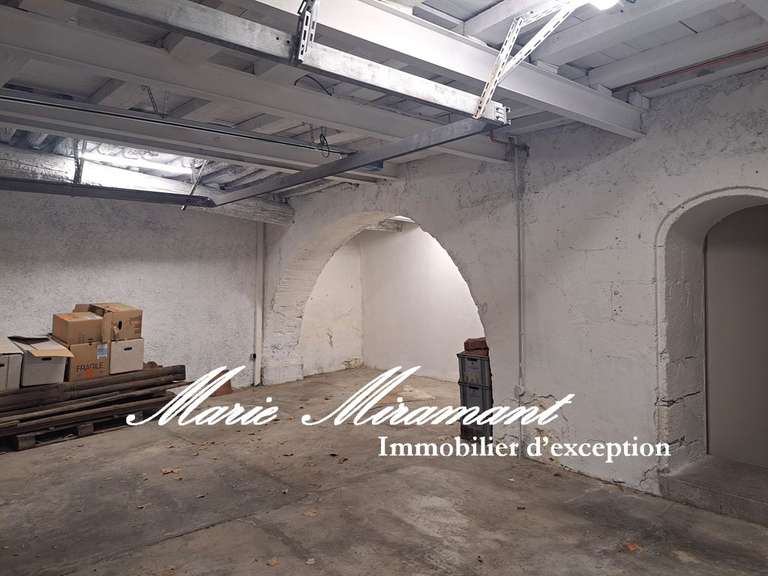 Hôtel particulier Avignon - 8 chambres - 584m²