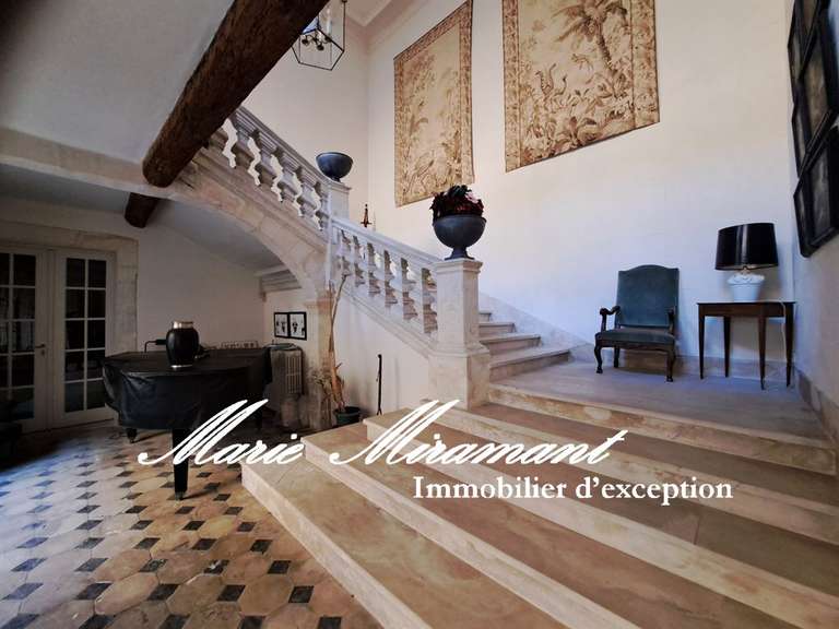 Hôtel particulier Avignon - 8 chambres - 584m²