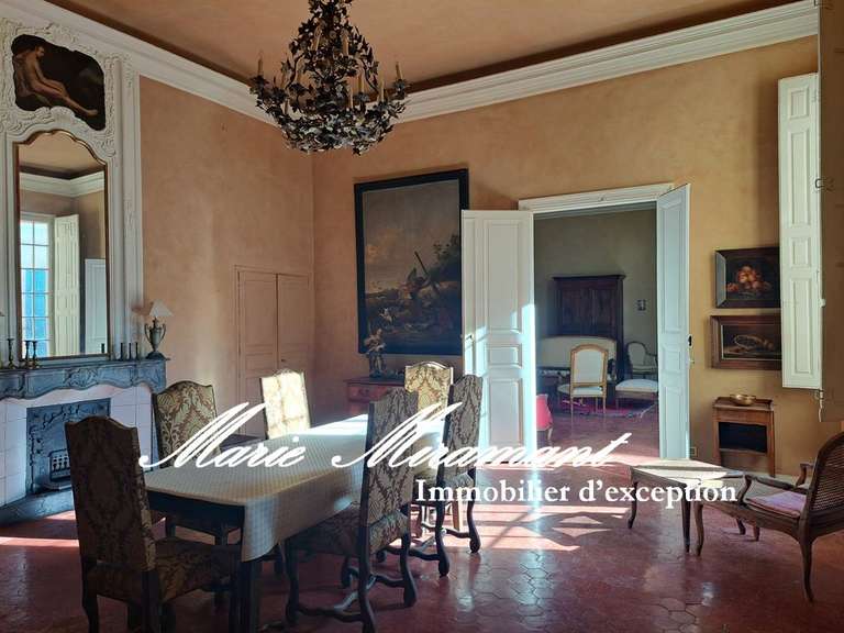 Hôtel particulier Avignon - 8 chambres - 584m²