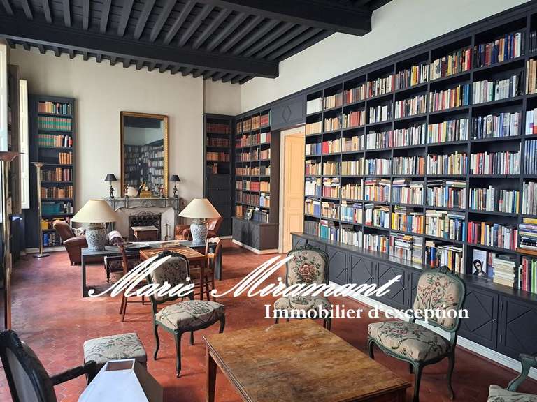 Hôtel particulier Avignon - 8 chambres - 584m²