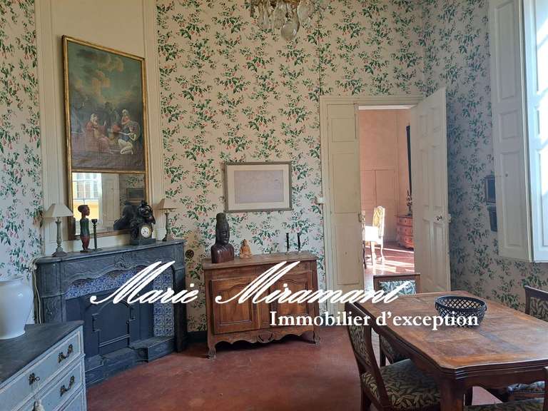 Hôtel particulier Avignon - 8 chambres - 584m²