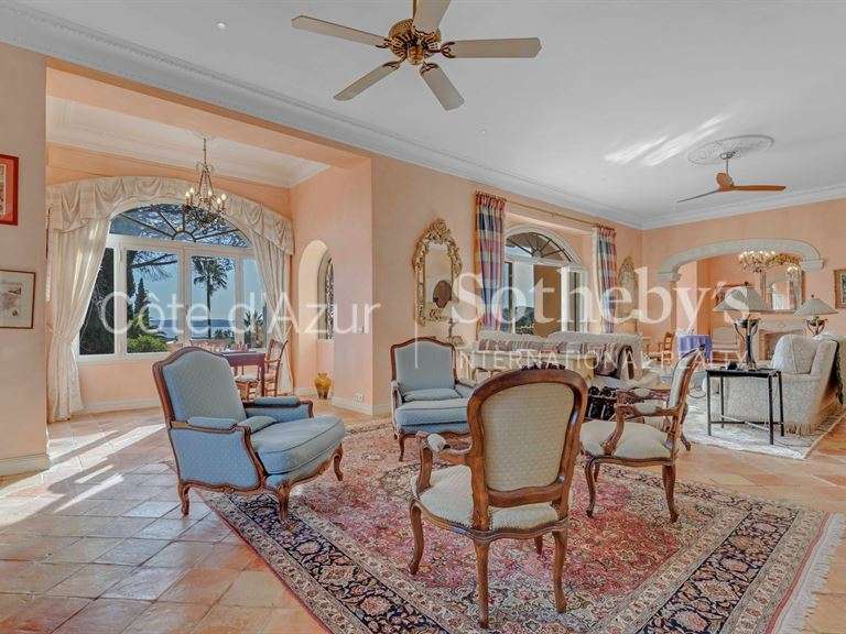 Maison Sainte-Maxime - 8 chambres - 560m²