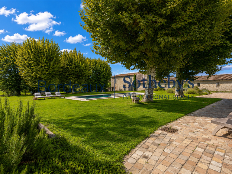 Castle Bordeaux - 5 bedrooms - 420m²