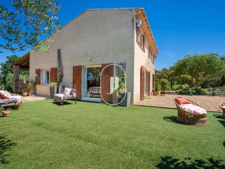Propriété La Garde-Freinet - 4 chambres - 160m²