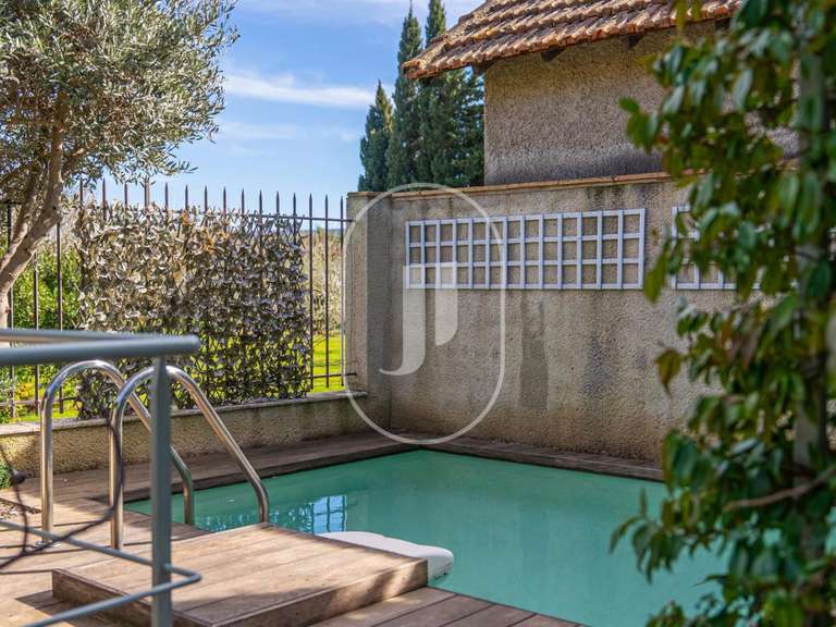 Maison Eygalières - 2 chambres - 74m²