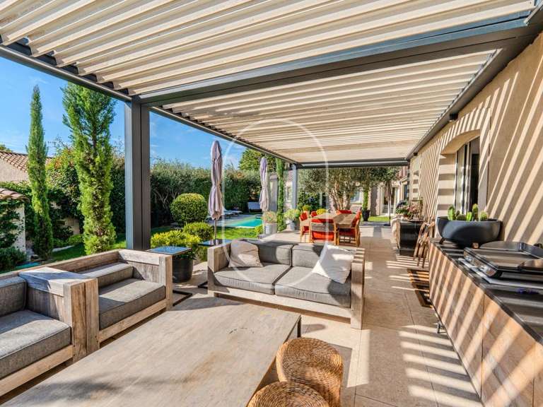 House Maussane-les-Alpilles - 5 bedrooms - 240m²