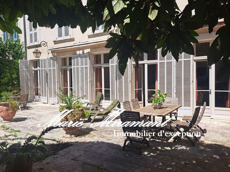 Hôtel particulier Avignon - 7 chambres - 600m²