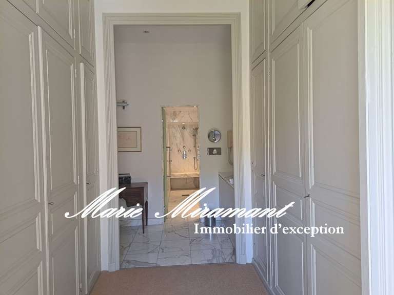 Hôtel particulier Avignon - 7 chambres - 600m²
