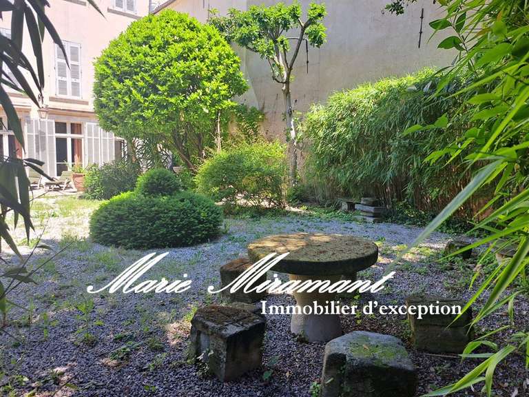 Hôtel particulier Avignon - 7 chambres - 600m²
