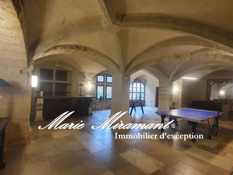 Château Uzès - 7 chambres - 1500m²