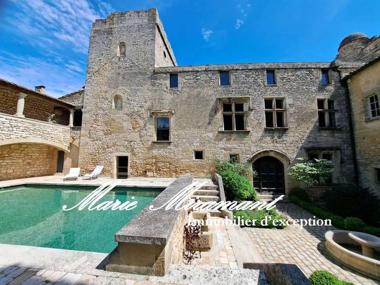 Château Uzès - 7 chambres - 1500m²