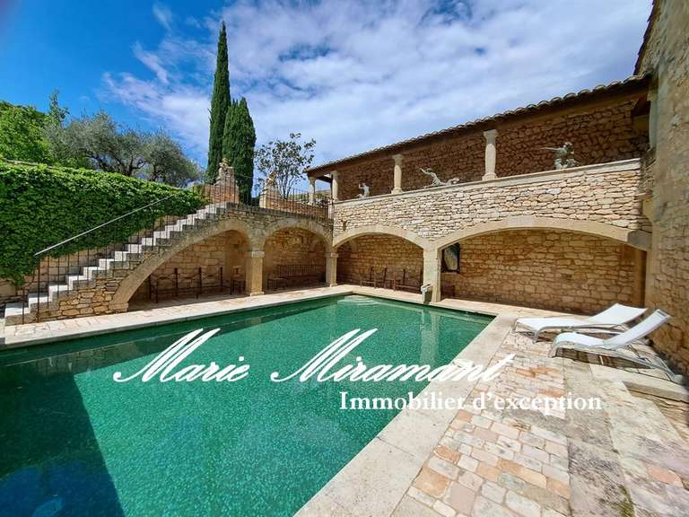 Château Uzès - 7 chambres - 1500m²