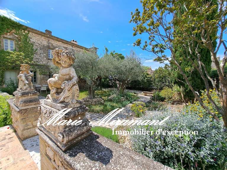 Château Uzès - 7 chambres - 1500m²