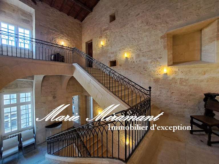 Château Uzès - 7 chambres - 1500m²