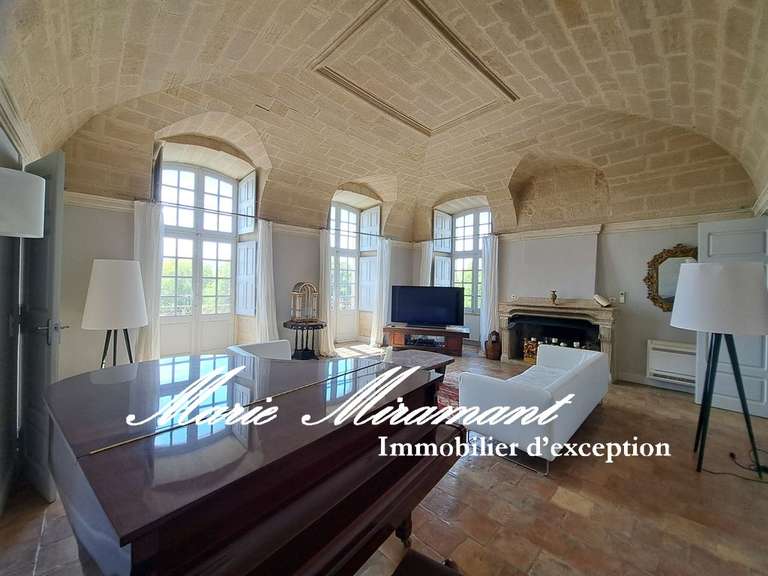 Château Uzès - 7 chambres - 1500m²