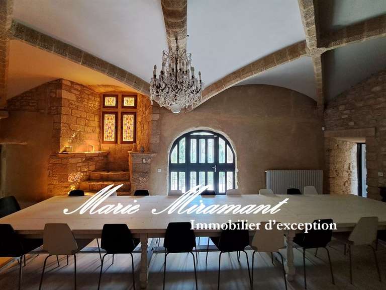 Château Uzès - 7 chambres - 1500m²