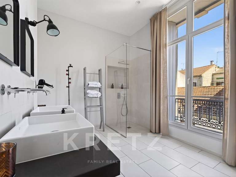 Hôtel particulier Nîmes - 7 chambres - 435m²
