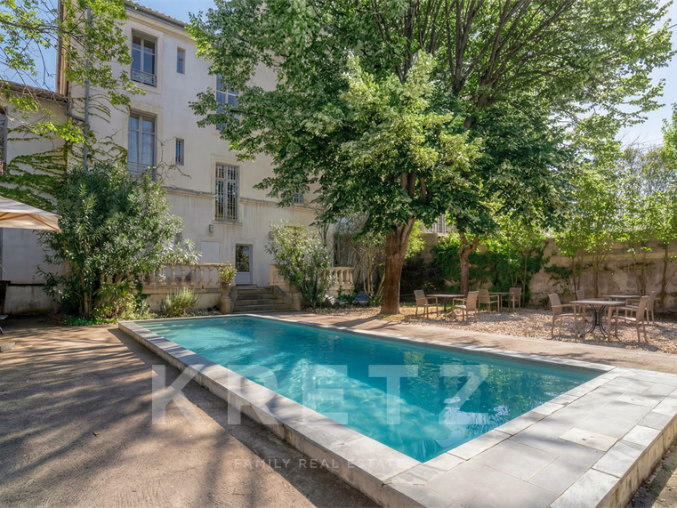 Hôtel particulier Nîmes - 7 chambres - 435m²