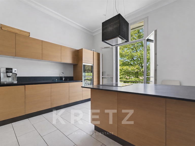 Hôtel particulier Nîmes - 7 chambres - 435m²