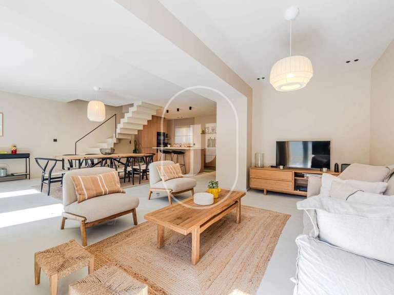 Maison Eyragues - 4 chambres - 120m²