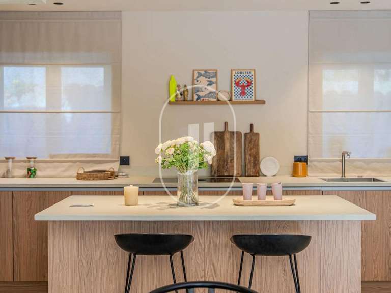 Maison Eyragues - 4 chambres - 120m²