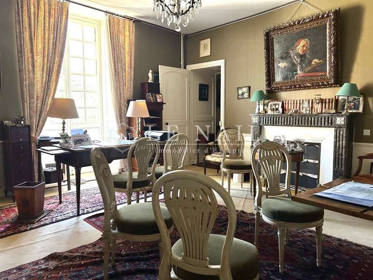 Château Clamecy - 8 chambres - 470m²