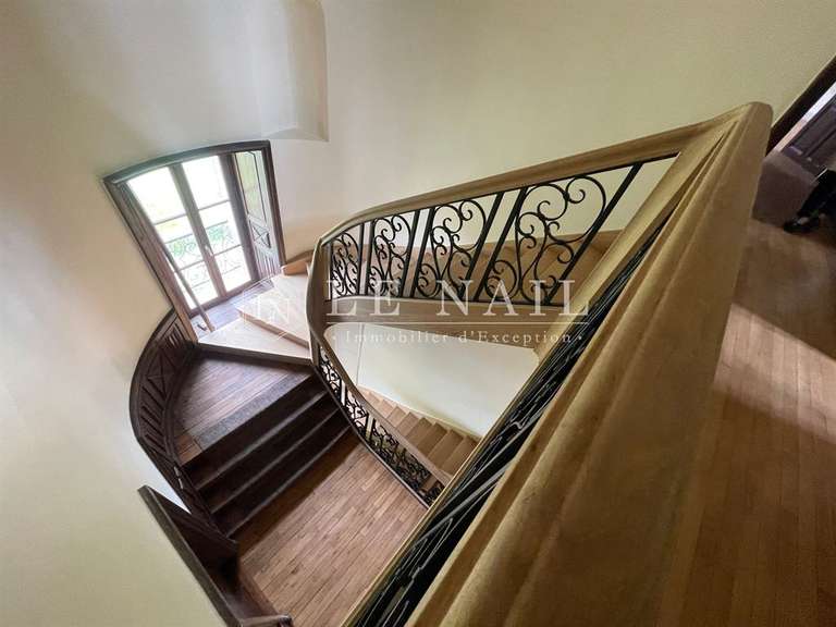 Château Poitiers - 6 chambres - 520m²