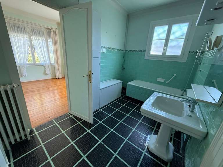 House Pau - 6 bedrooms - 230m²
