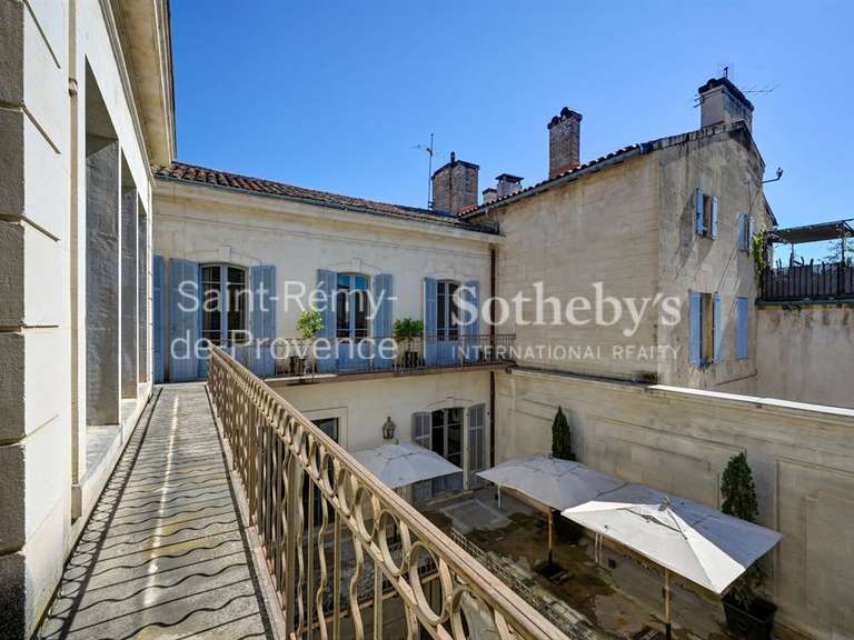 Hôtel particulier Avignon - 7 chambres - 565m²
