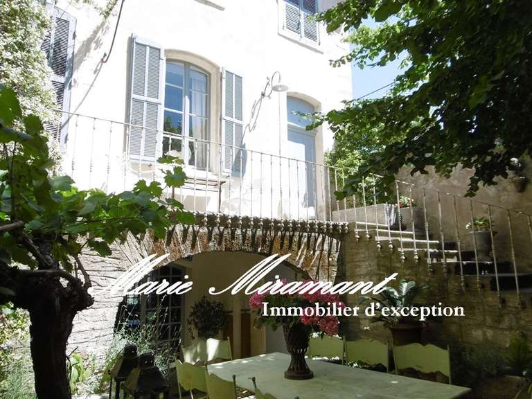 Hôtel particulier Avignon - 7 chambres - 400m²