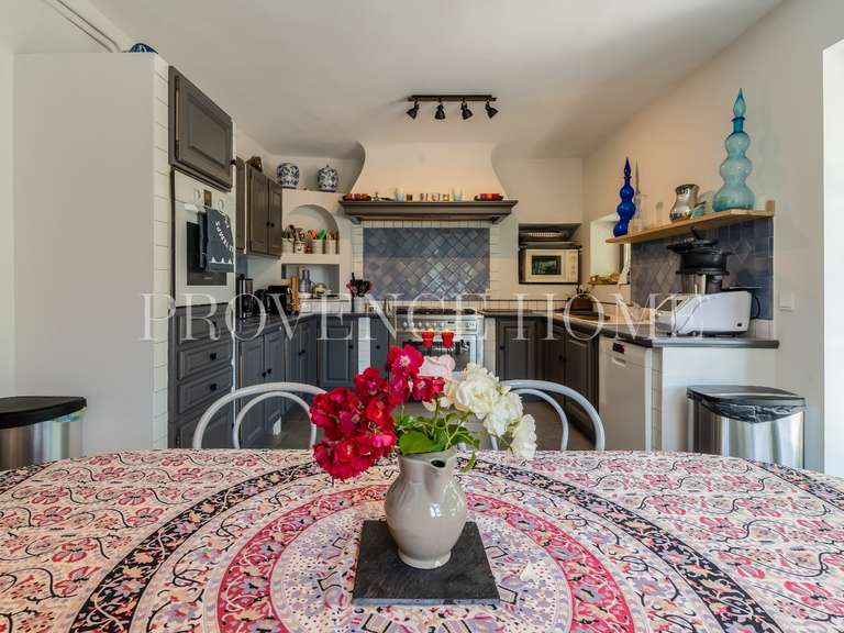 Propriété L'Isle-sur-la-Sorgue - 6 chambres - 404m²