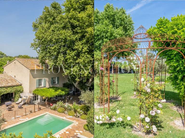 Propriété L'Isle-sur-la-Sorgue - 6 chambres - 404m²