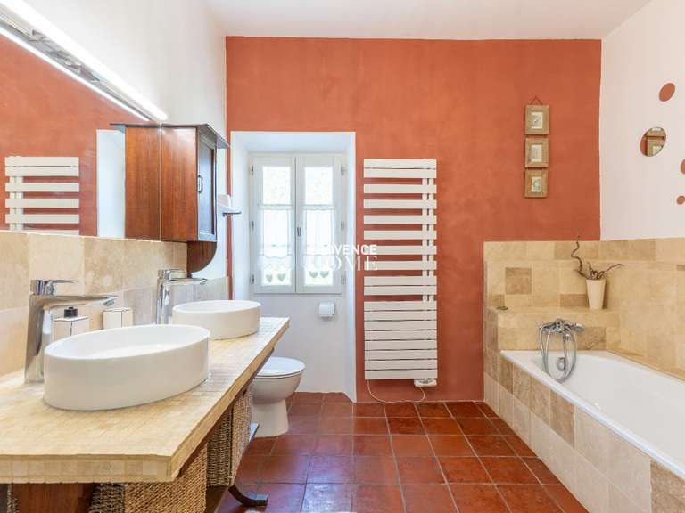 Property Le Thor - 10 bedrooms - 528m²