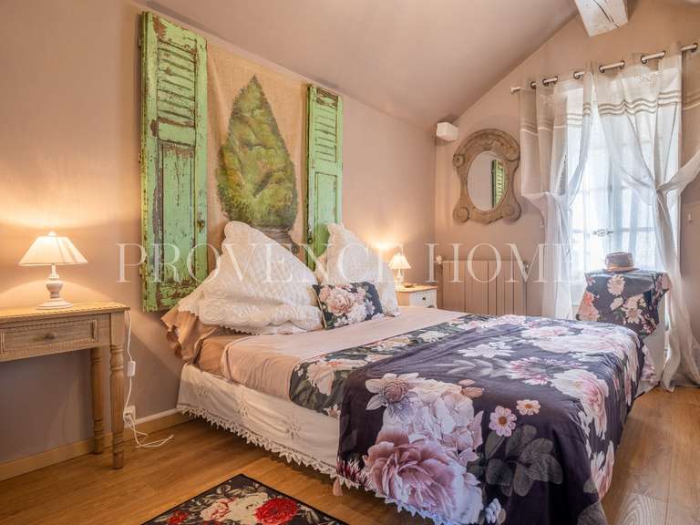 Propriété Velleron - 8 chambres - 400m²