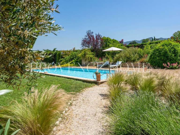 Propriété Maubec - 4 chambres - 192m²