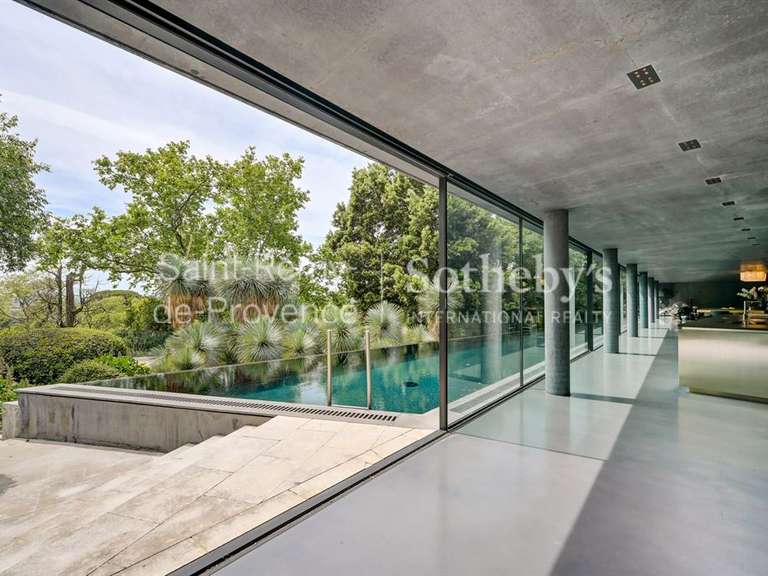 Maison Villeneuve-lès-Avignon - 7 chambres - 600m²