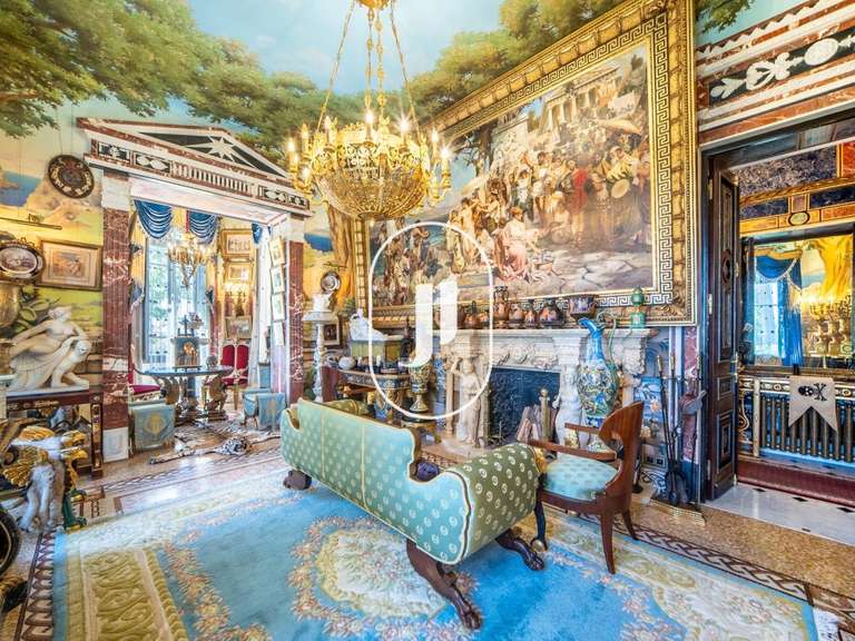 Château avec Vue sur mer Antibes - 14 chambres - 1013m²