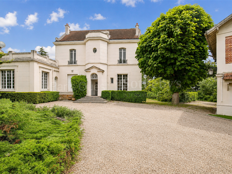 Hôtel particulier La Celle-Saint-Cloud - 5 chambres - 545m²